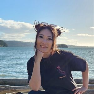 Meet your Posher, Jasmine